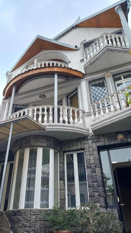 Hotel Mariel Tbilisi Exterior foto